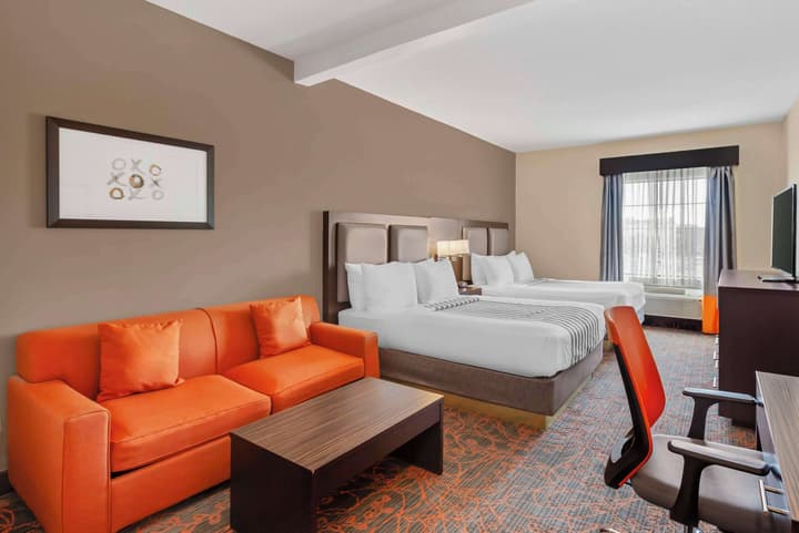 Best Western Plus Executive Inn