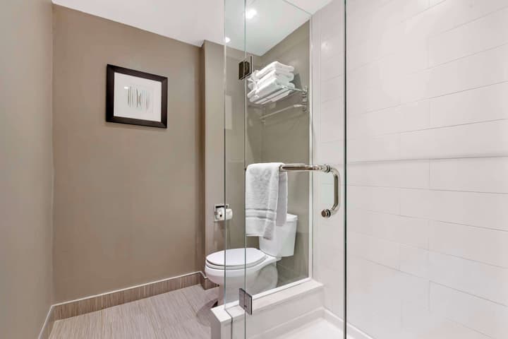 Best Western Plus Executive Inn