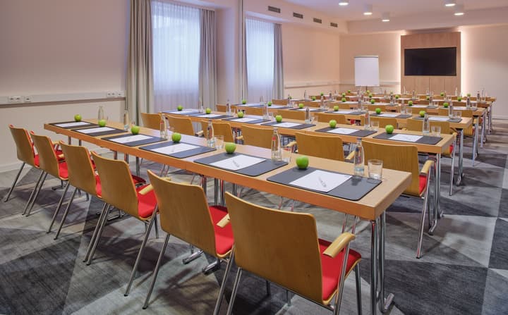 Holiday Inn Express Frankfurt Airport by IHG