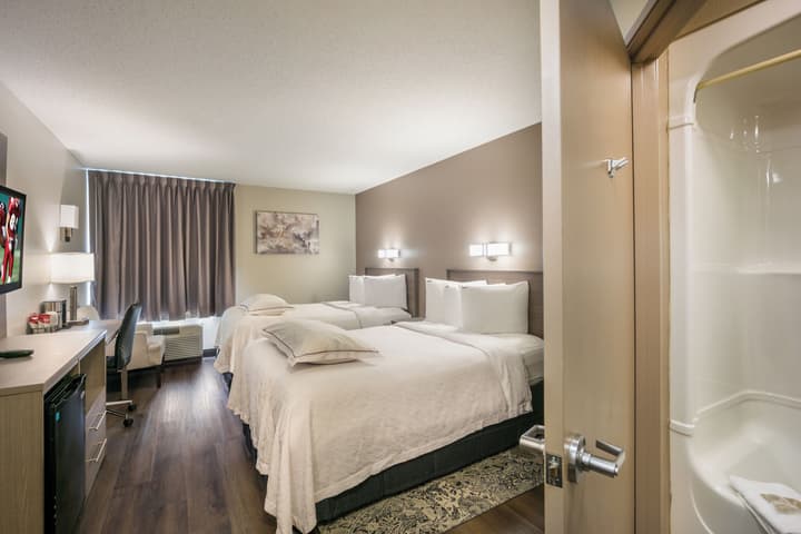 Red Roof Inn PLUS+ Boston - Logan