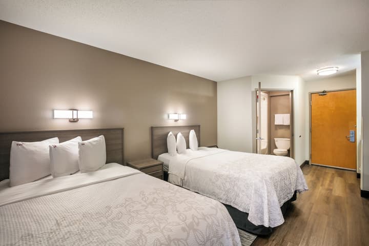 Red Roof Inn PLUS+ Boston - Logan