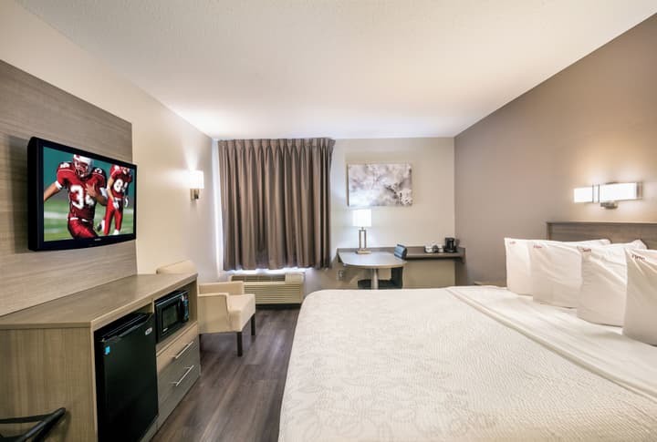 Red Roof Inn PLUS+ Boston - Logan