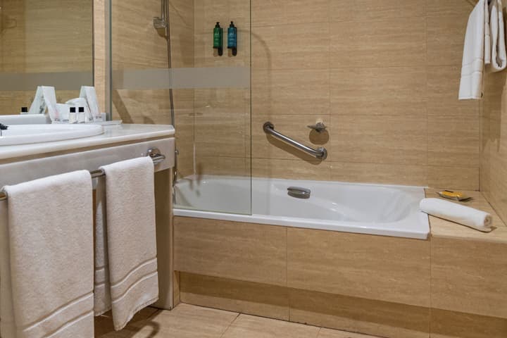 Sercotel Avenida Hotel Almería