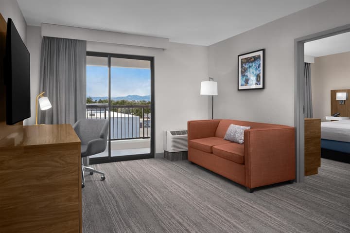 Hampton Inn & Suites Denver - Cherry Creek