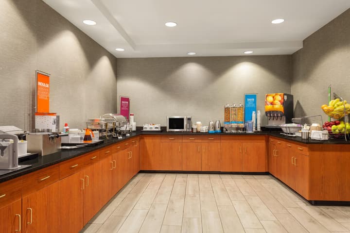 Hampton Inn & Suites Denver - Cherry Creek