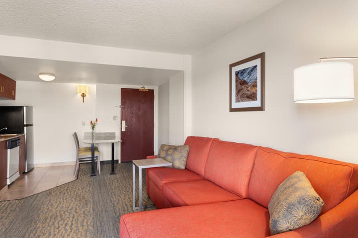 Hampton Inn & Suites Denver - Cherry Creek