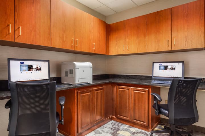 Hampton Inn & Suites Denver - Cherry Creek