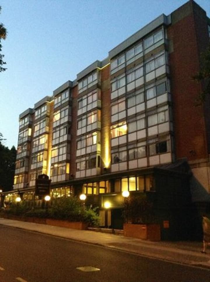 Hampstead Britannia Hotel