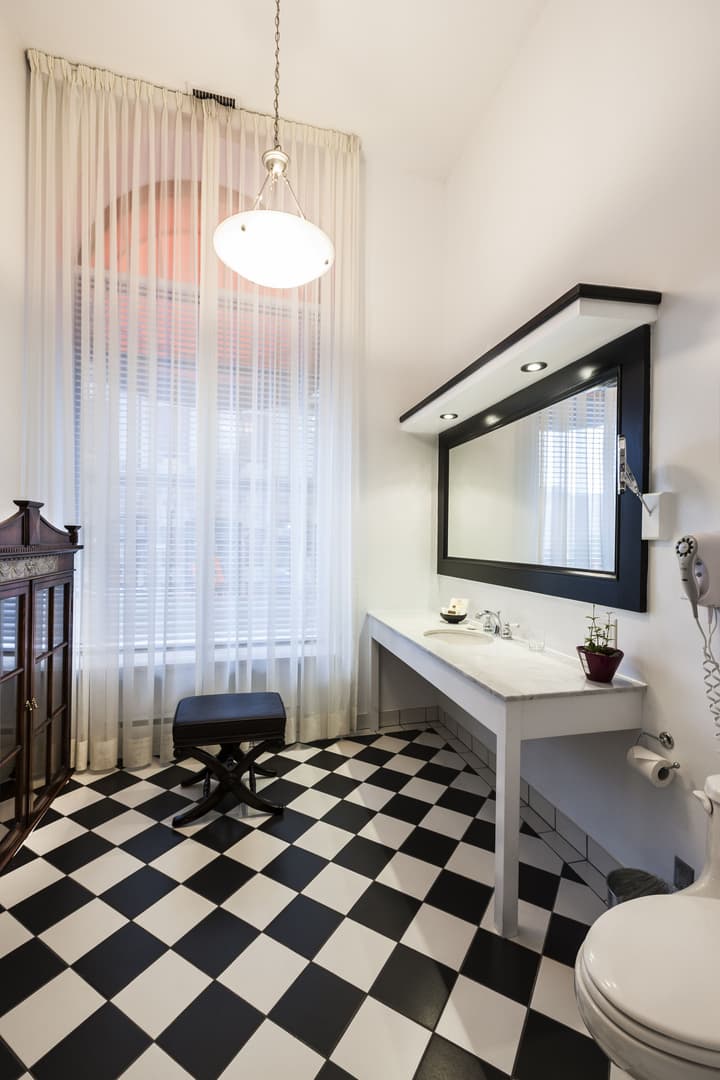 LHotel Montreal