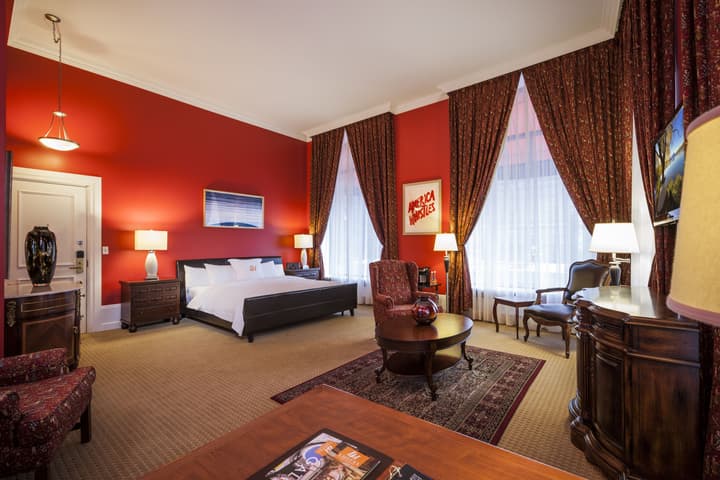 LHotel Montreal