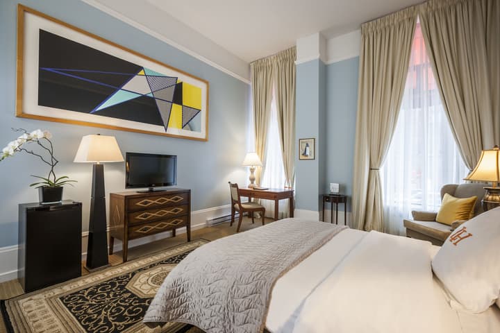 LHotel Montreal