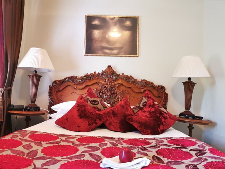 Twenty Nevern Square Hotel