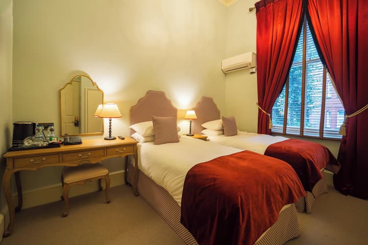 Twenty Nevern Square Hotel