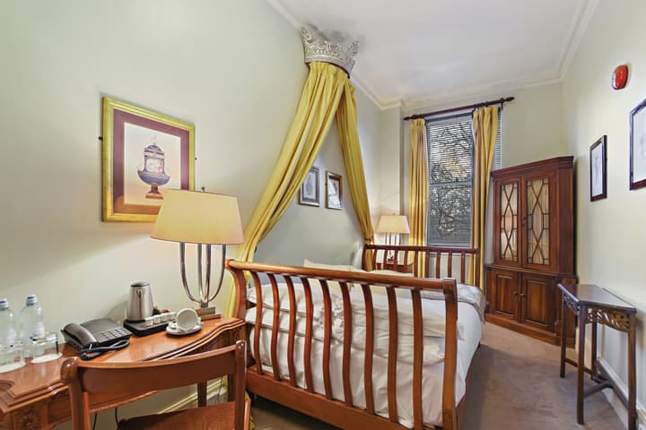 Twenty Nevern Square Hotel