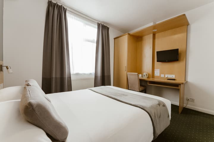 Star Hotel