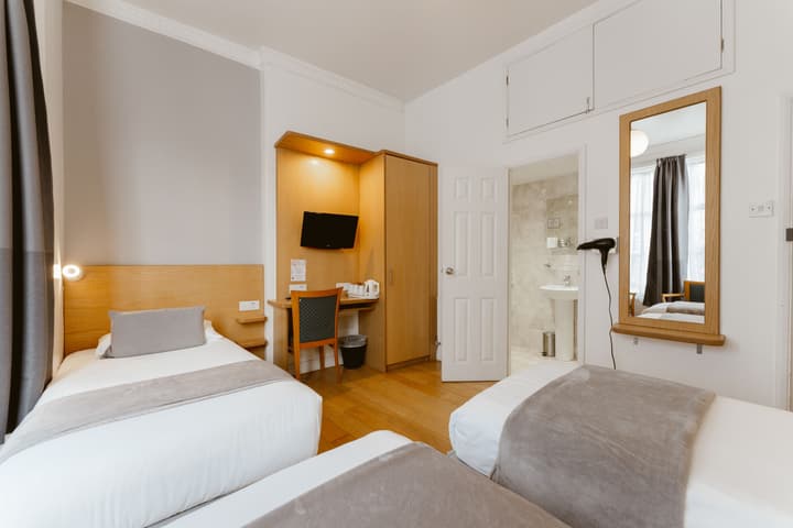 Star Hotel