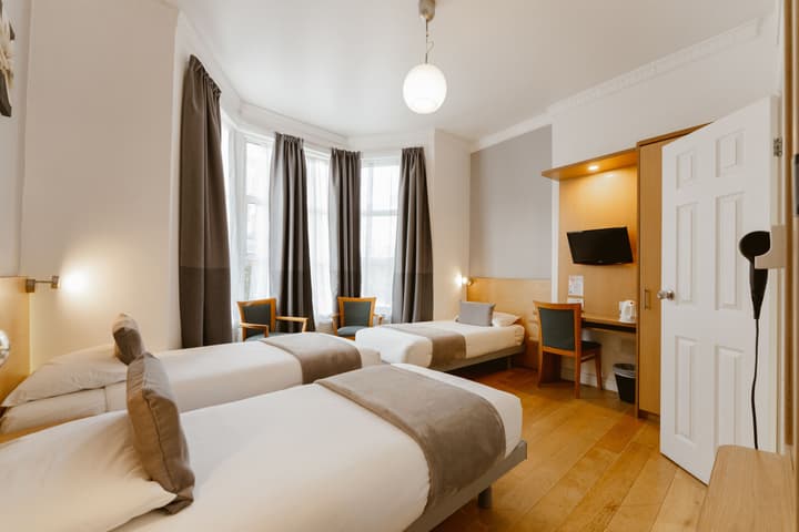 Star Hotel