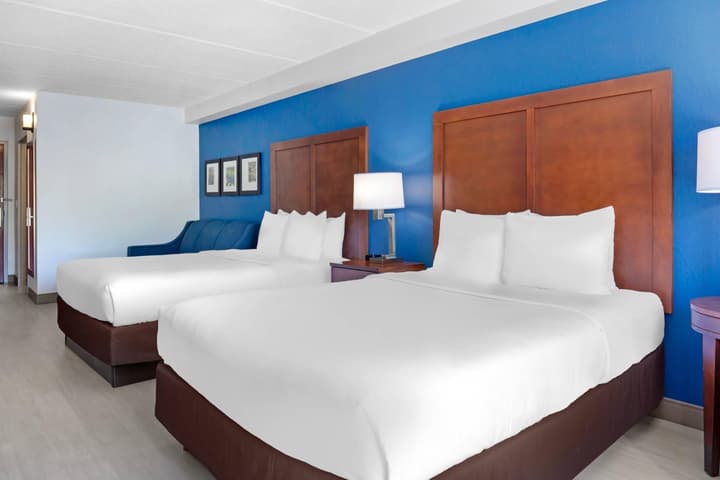 Comfort Inn & Suites Orlando North