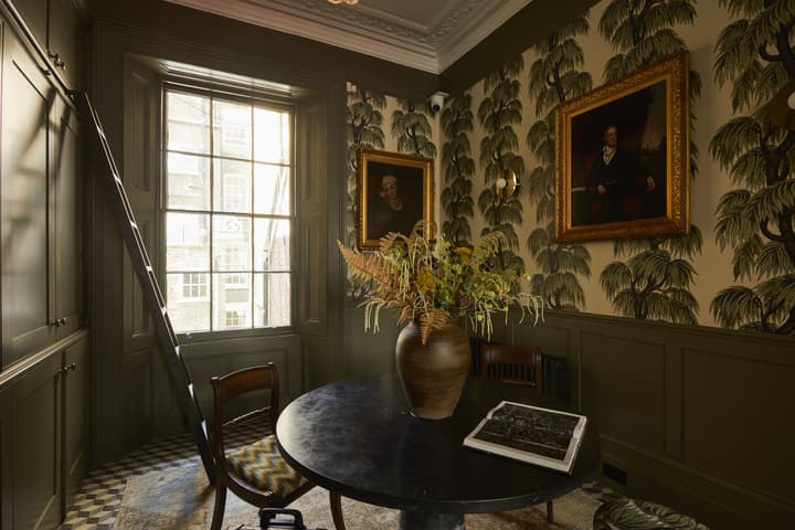 Georgian House Hotel