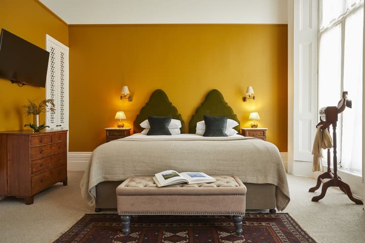 Georgian House Hotel