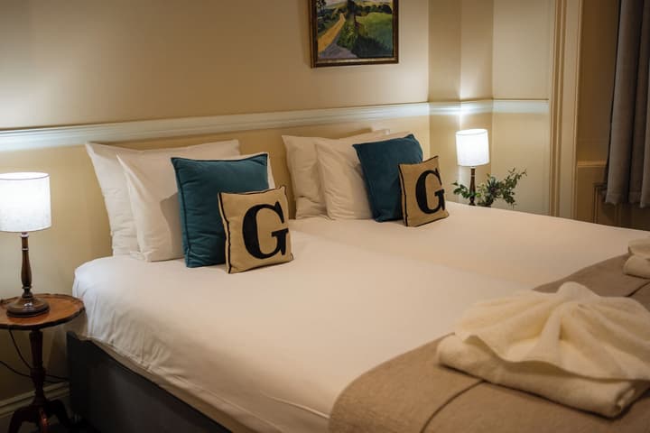 Georgian House Hotel