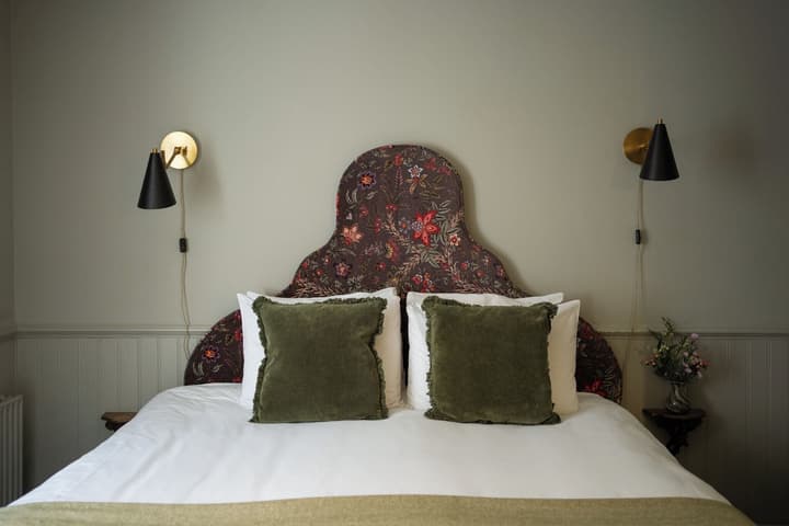 Georgian House Hotel