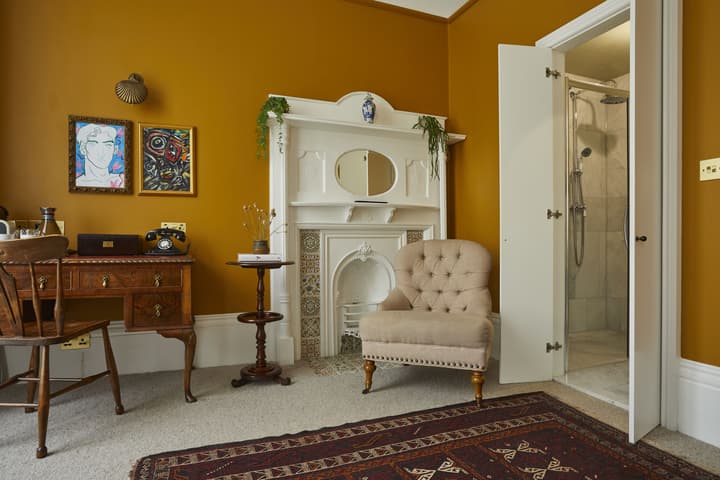 Georgian House Hotel