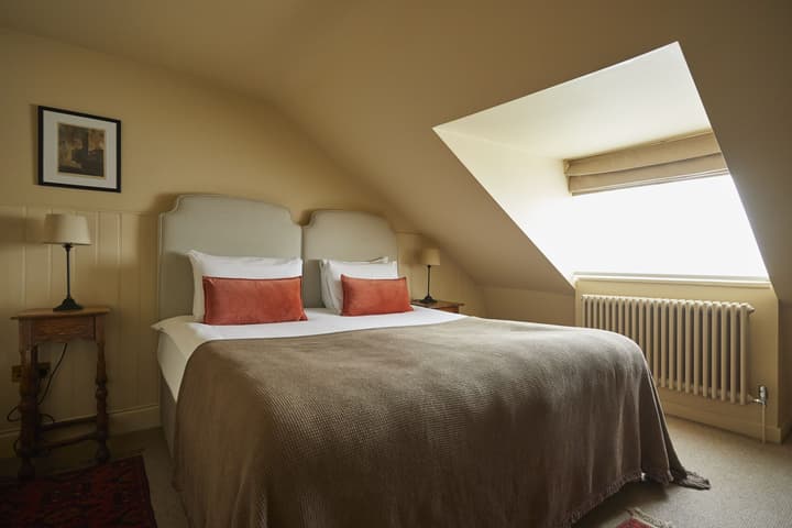 Georgian House Hotel
