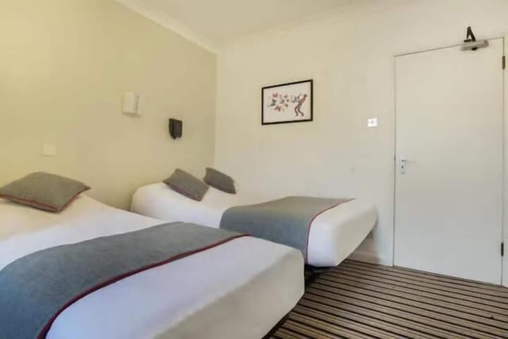 Enrico Hotel