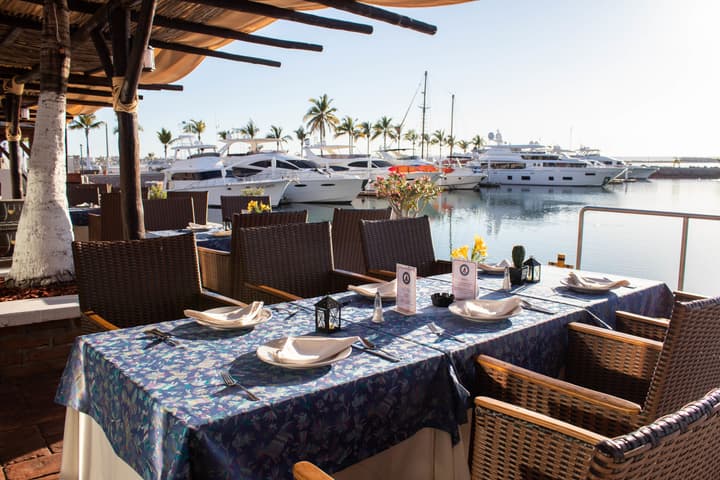 The Westmarine Waterfront Hotel