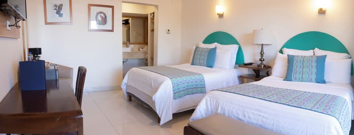 The Westmarine Waterfront Hotel