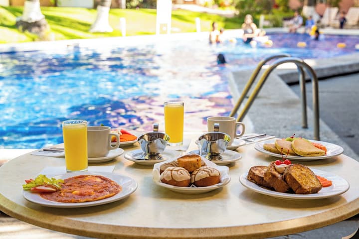 Hotel Castillo Huatulco & Beach Club