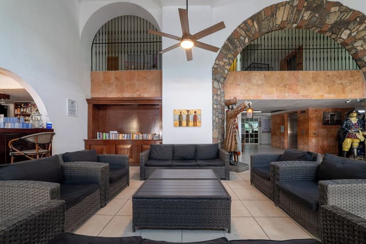 Hotel Castillo Huatulco & Beach Club