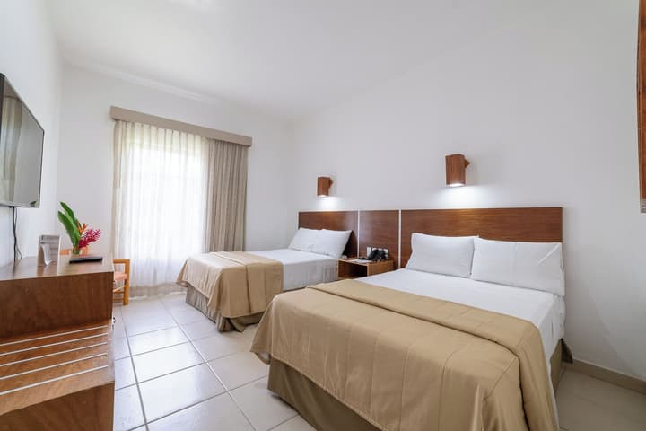 Hotel Castillo Huatulco & Beach Club