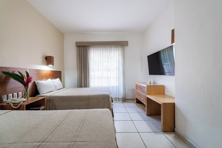 Hotel Castillo Huatulco & Beach Club