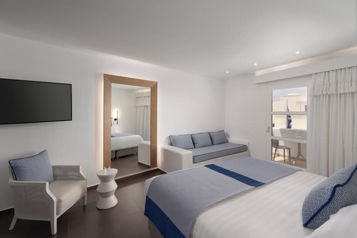 Aressana Spa Hotel & Suites - Small Luxury Hotels of the World