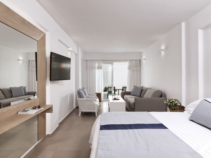 Aressana Spa Hotel & Suites - Small Luxury Hotels of the World