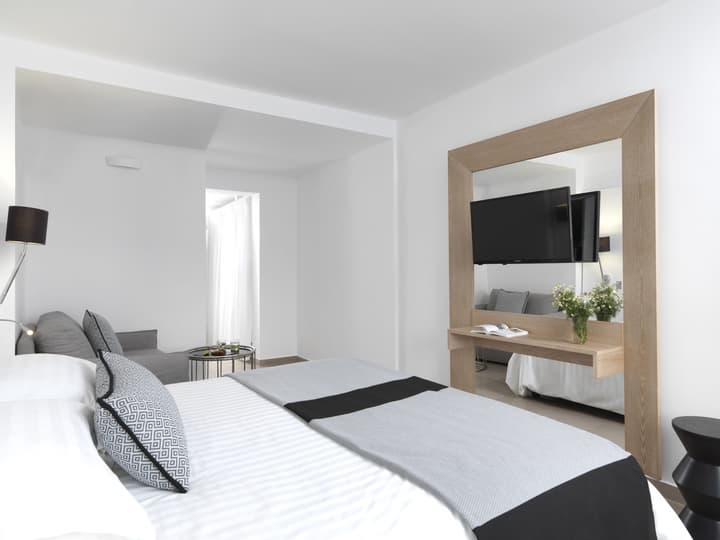 Aressana Spa Hotel & Suites - Small Luxury Hotels of the World