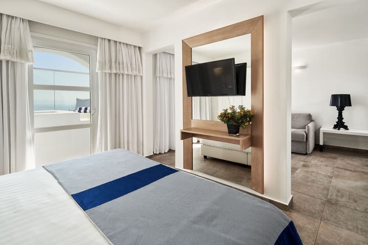 Aressana Spa Hotel & Suites - Small Luxury Hotels of the World
