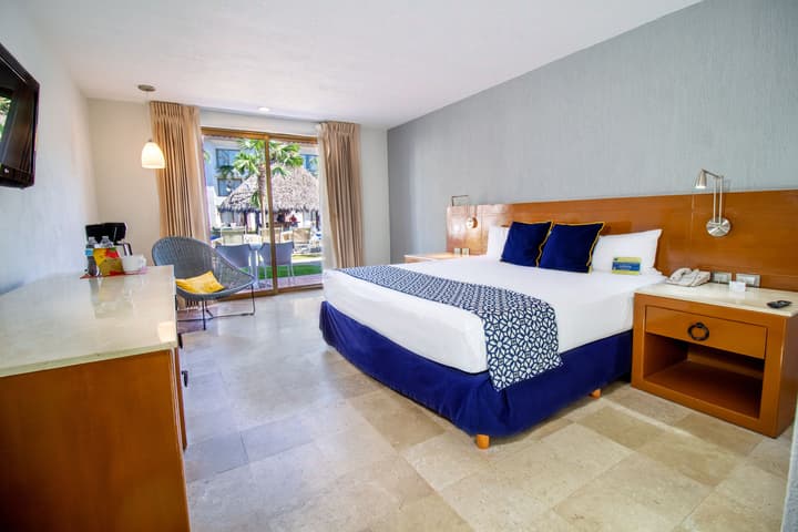 Plaza Pelicanos Club Beach Resort All Inclusive
