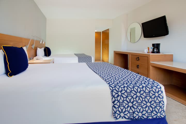 Plaza Pelicanos Club Beach Resort All Inclusive
