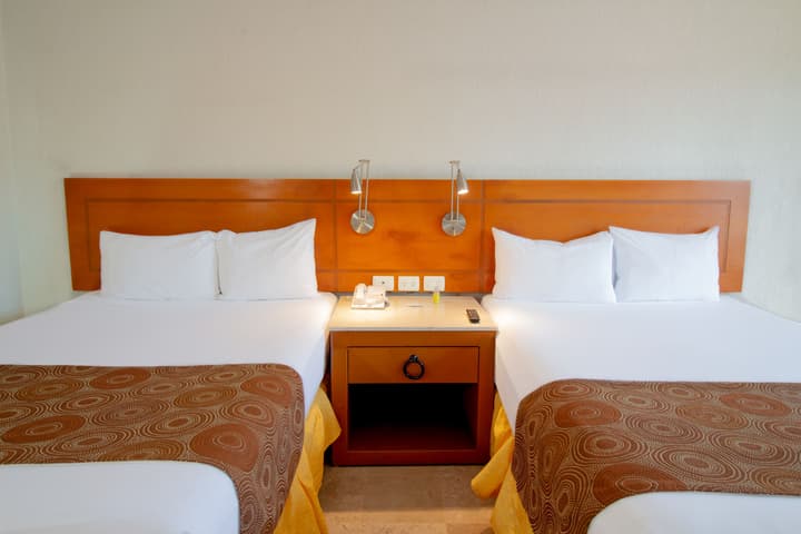 Plaza Pelicanos Club Beach Resort All Inclusive