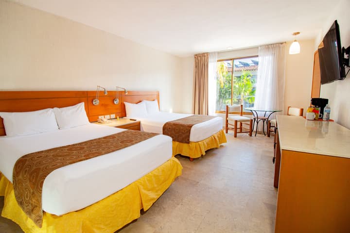 Plaza Pelicanos Club Beach Resort All Inclusive