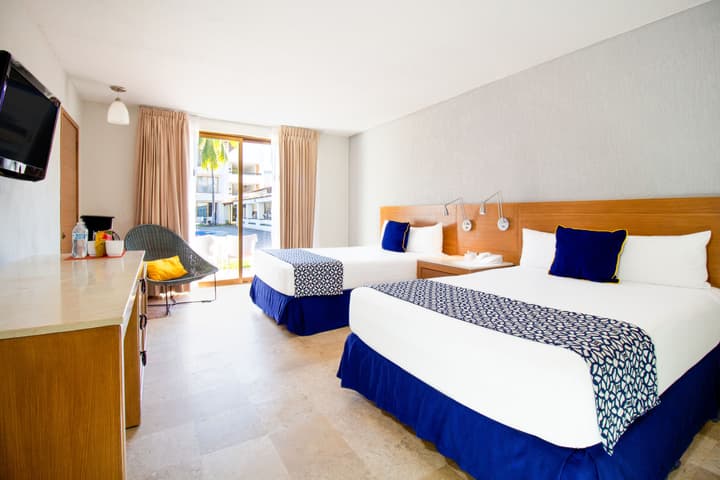 Plaza Pelicanos Club Beach Resort All Inclusive