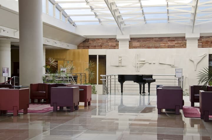 VIP Executive Entrecampos Hotel & Conference
