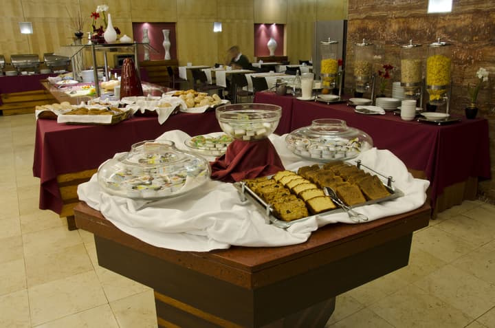 VIP Executive Entrecampos Hotel & Conference