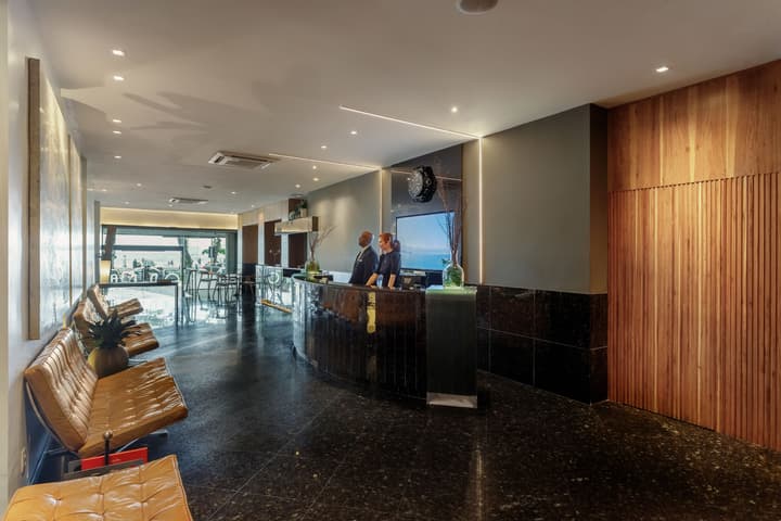 Orla Copacabana Hotel
