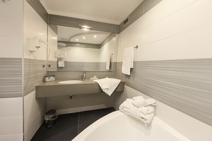 Best Western JFK Hotel