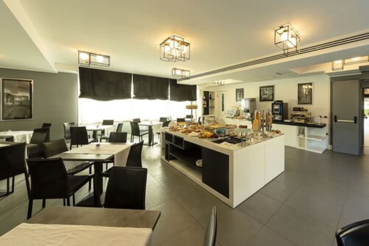 Best Western JFK Hotel