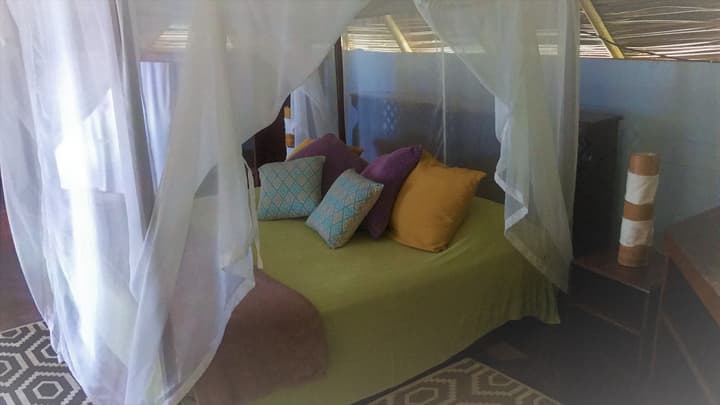 Punta Caracol Acqua Lodge